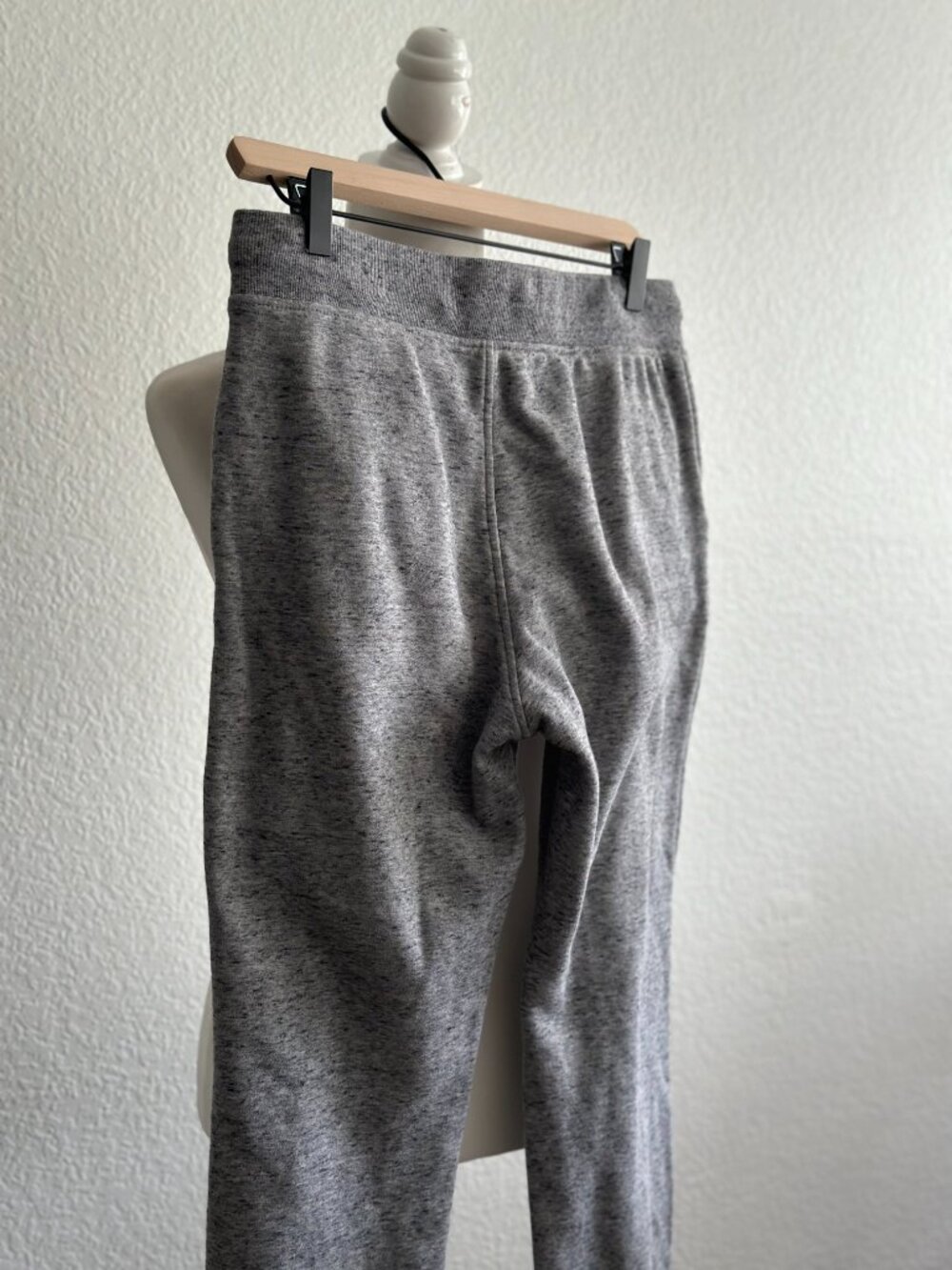 UGG Gray Marled Jogger Sweatpants Small Cozy Fleece Lounge Drawstring Pants - Picture 6 of 8